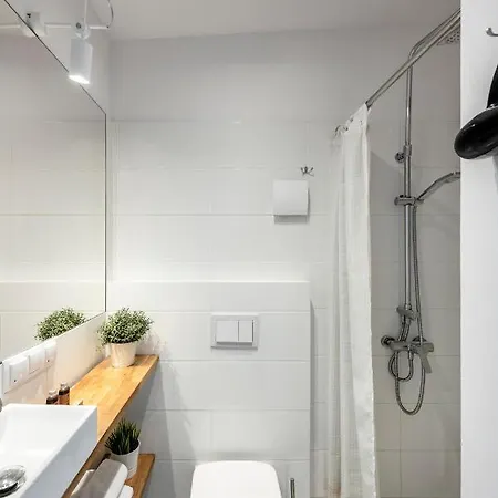 Shortstaypoland Wilcza Апартаменты Варшава